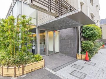 エントランス(2025年11月)