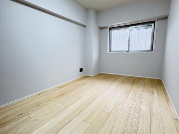 居室／約5.3帖の洋室(2025年11月)