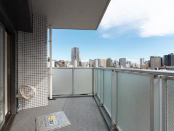 バルコニー(2025年10月)