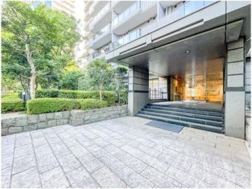 エントランス(2025年10月)