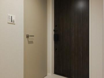 玄関(2025年10月)