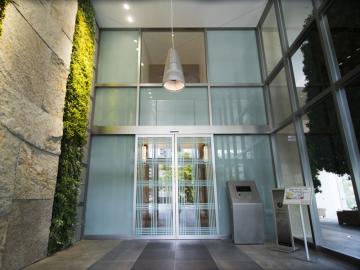 エントランス(2025年10月)