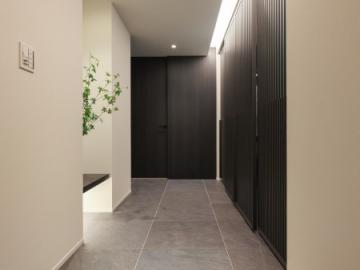 玄関(2025年10月)