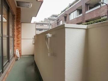 バルコニー(2025年10月)
